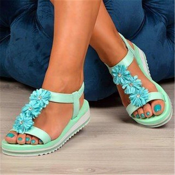 Ежедневни дамски сандали с висока подметка и 3D декорация във формата на цветя