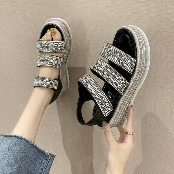 Модерни дамски сандали с платформа и камъни