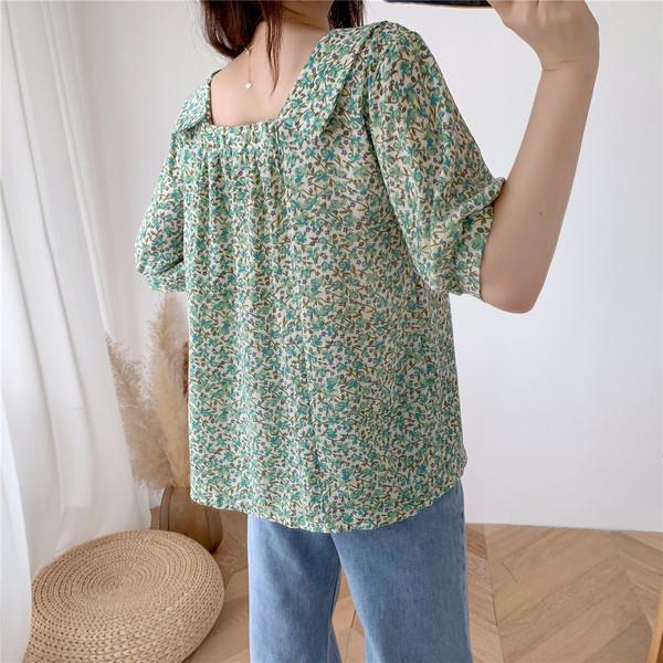 Дамска риза от шифон с флорални мотиви и копчета