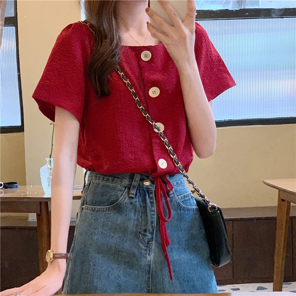 Дамска ретро риза с квадратно деколте и копчета