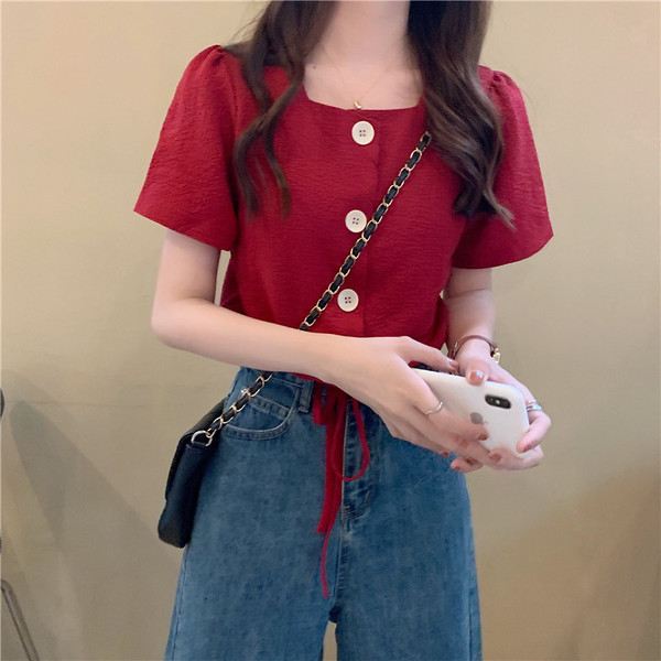 Дамска ретро риза с квадратно деколте и копчета