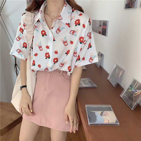 Ležerna ženska košulja širokog modela kratkih rukava