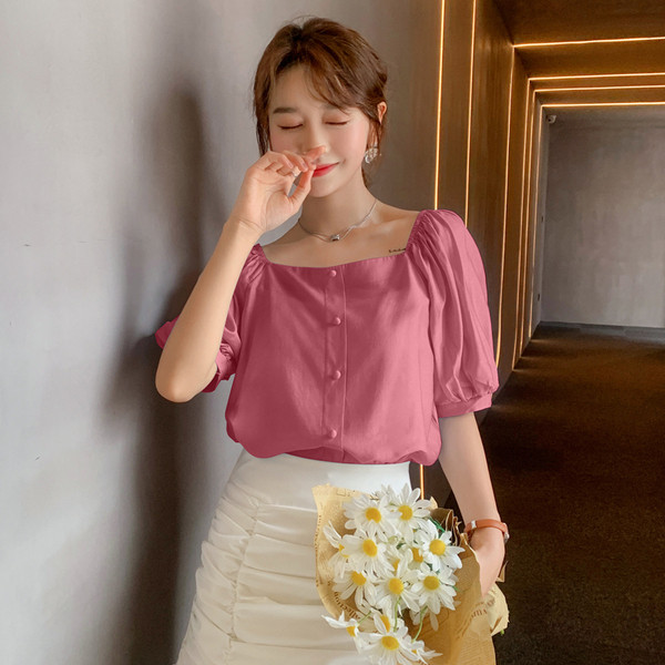 Ženska košulja s četvrtastim izrezom i 3/4 rukavima