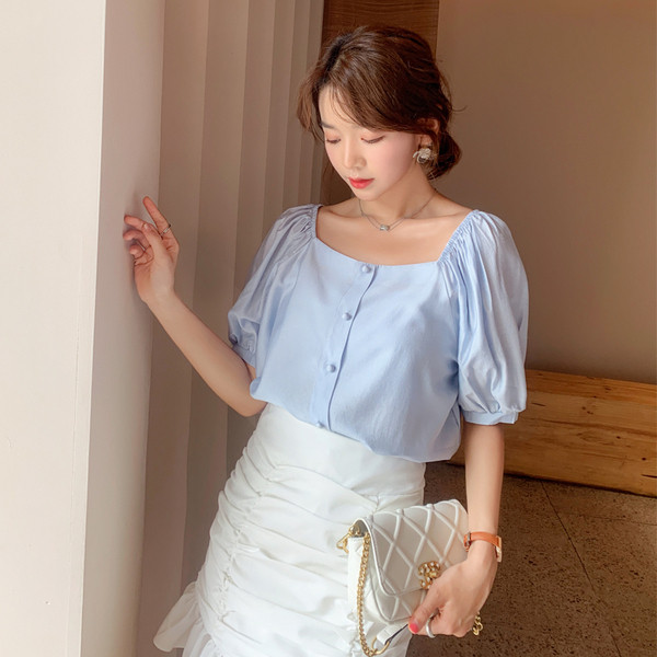 Ženska košulja s četvrtastim izrezom i 3/4 rukavima