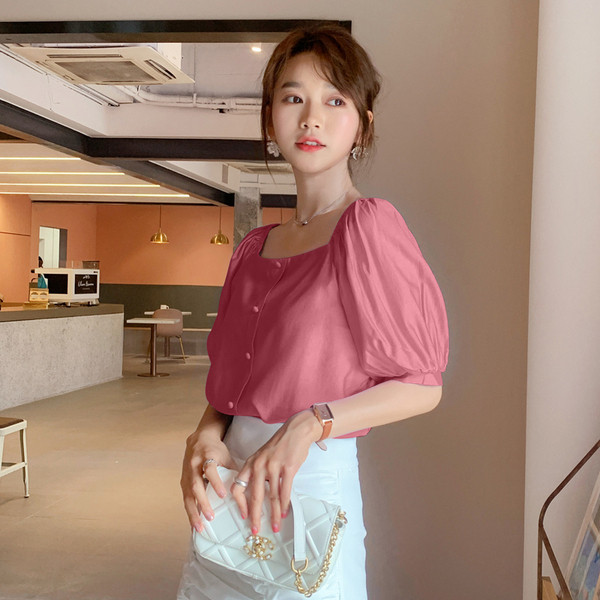 Ženska košulja s četvrtastim izrezom i 3/4 rukavima