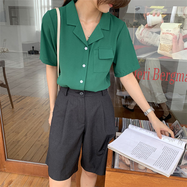 Ženska košulja u retro stilu s džepom i gumbima