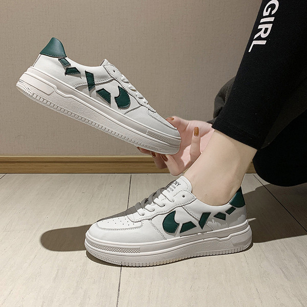 Ženske casual tenisice od eko kože sa ravnim đonom