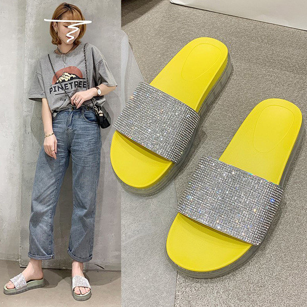 Moderne ženske papuče s visokim đonom i sjajnim kamenčićima