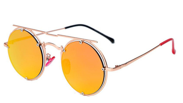 Moderne ženske naočale okruglog oblika i tankih okvira