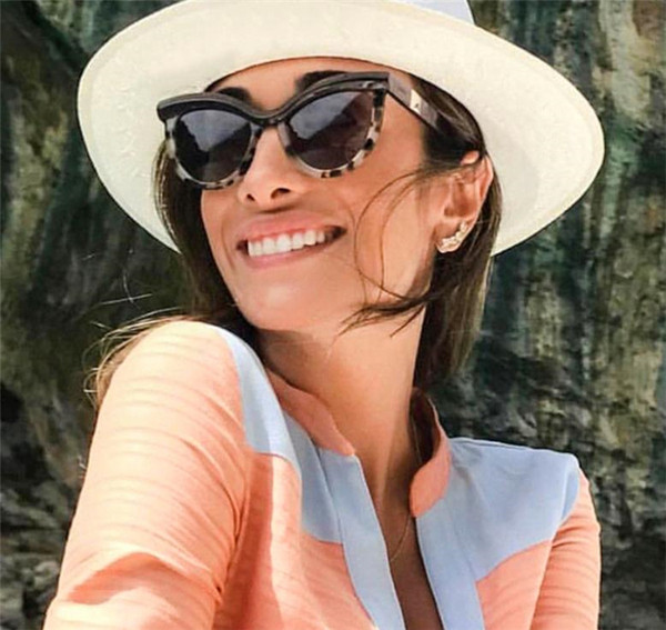 Elegantne ženske naočale okruglog oblika