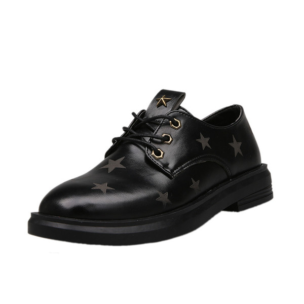 Ženske moderne kožne cipele sa aplikacijom - zvjezdicama