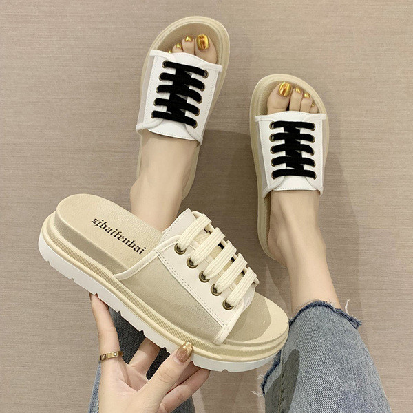 Aktuelne ženske papuče sa platformom i vezicama