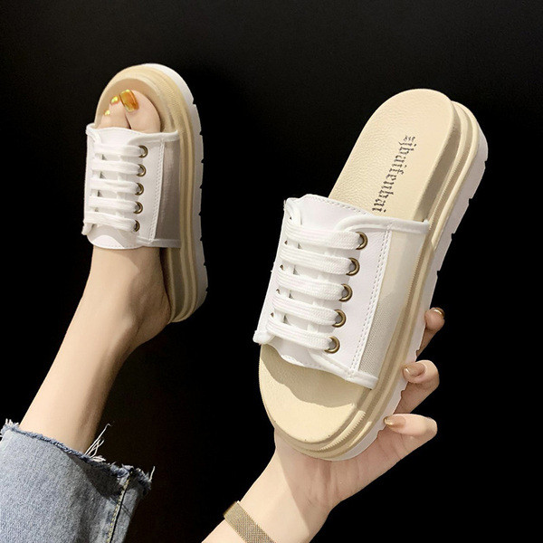 Aktuelne ženske papuče sa platformom i vezicama