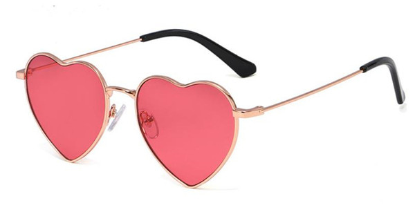 Moderne ženske sunčane naočale u obliku srca