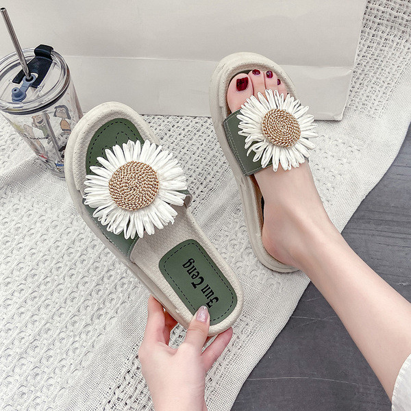 Aktuelne ženske papuče sa ravnim đonom i cvijetom