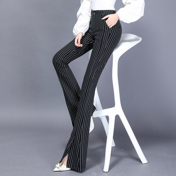 Csíkos női nadrág magas derékkal, hasítékkal