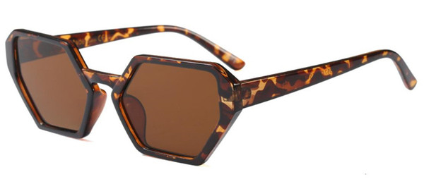 Aktuális női napszemüveg