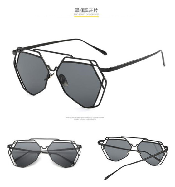 Stílusos női szemüveg vékony kerettel