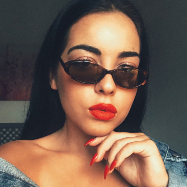 Női aktuális retro napszemüveg