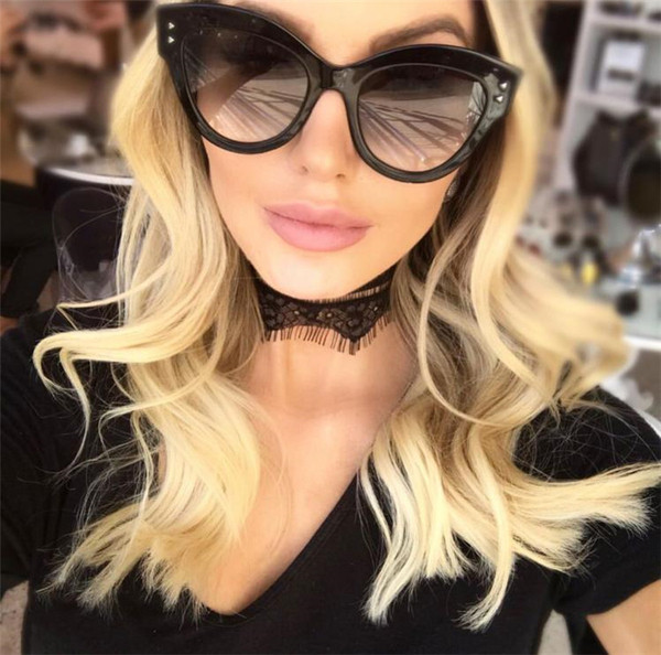 Női alkalmi napszemüveg kerek formában