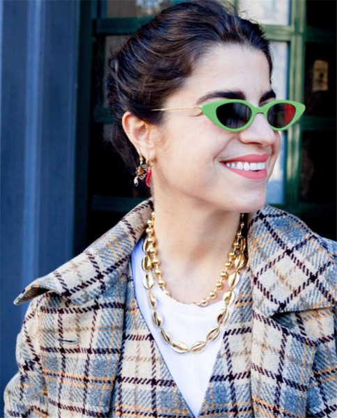 Retro női napszemüveg vékony kerettel