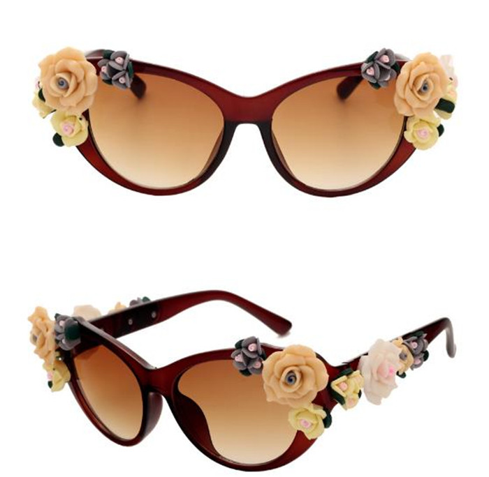 Modern női napszemüveg 3D elemmel