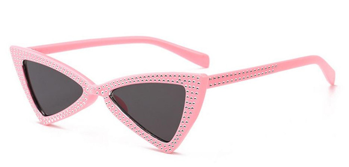 Stílusos női napszemüveg háromszög alakban