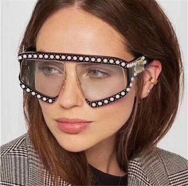 Modern női napszemüveg dekorgyöngyökkel