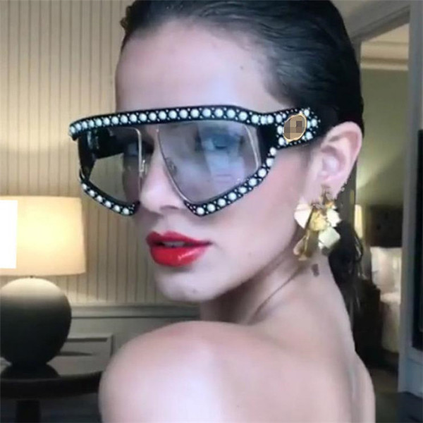 Modern női napszemüveg dekorgyöngyökkel