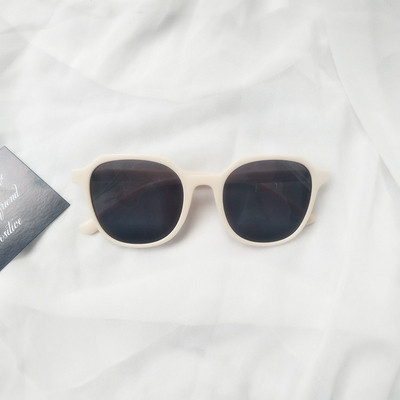 Sieviešu ikdienas saulesbrilles