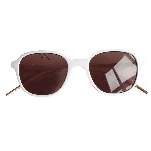 Sieviešu ikdienas saulesbrilles apaļā formā