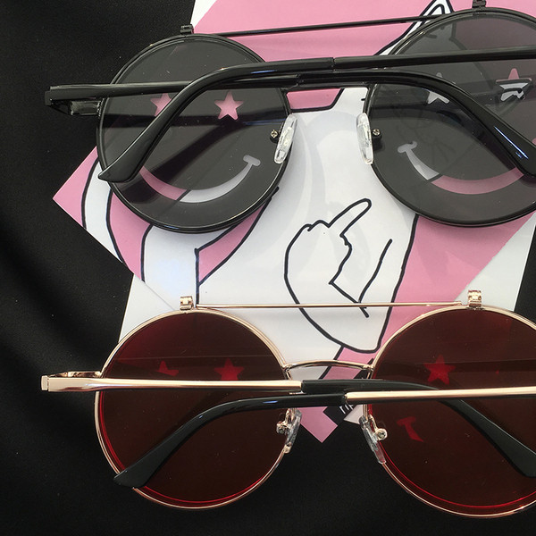 Aktuālas sieviešu brilles apaļā formā ar plāniem rāmjiem