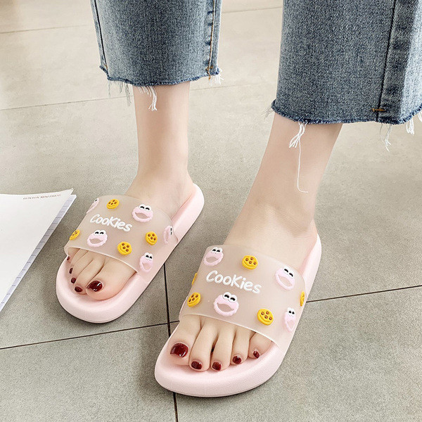 Ženske gumene papuče sa aplikacijom i natpisom