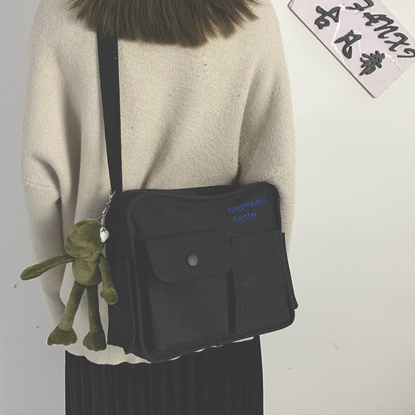 Sieviešu ikdienas plecu soma