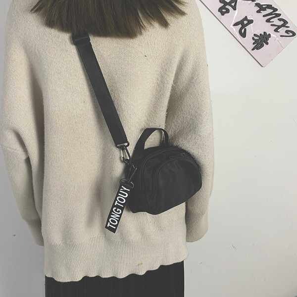 Sieviešu maza ikdienas soma