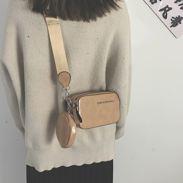 Sieviešu ādas plecu soma