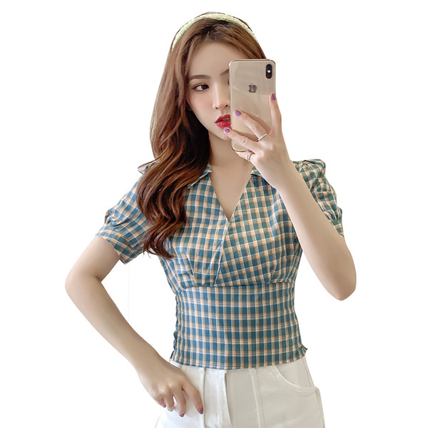 Rūtains sieviešu krekls ar saitēm un špica kakla izgriezumu