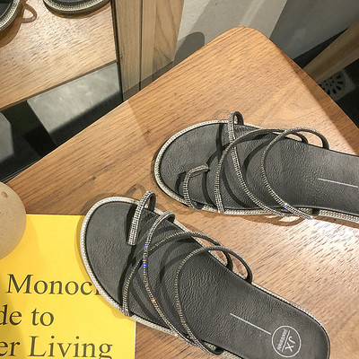 Casual γυναικείες παντόφλες με λεπτά λουράκια και  διακόσμηση πέτρες
