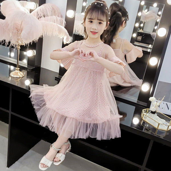 Kockás gyerekruha tüll és rövid ujjú