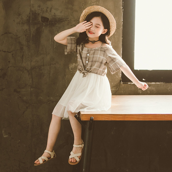 Gyerekruha kockás felsővel és tülllel