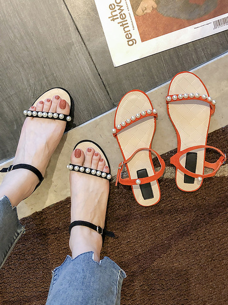 Stilīgas sieviešu sandales ar plānām lencītēm un pērlēm