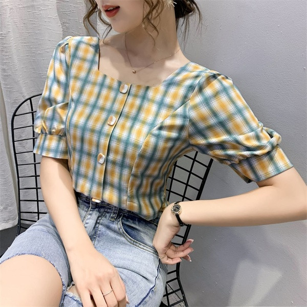 Rūtains sieviešu krekls ar kvadrātveida kakla izgriezumu un pogām