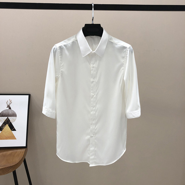 Vienkāršs vīriešu krekls ar klasisku apkakli un 3/4 piedurknēm