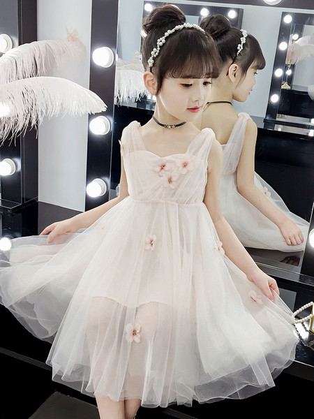 Moderna bērnu kleita ar tillu un 3D ziediem