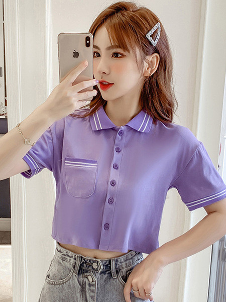 Rövid női ing zsebbel és rövid ujjú