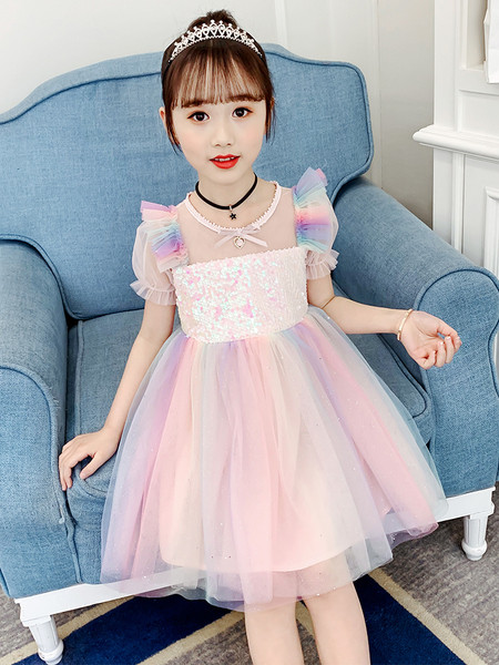 Daudzkrāsaina bērnu kleita ar tilla un fliteriem