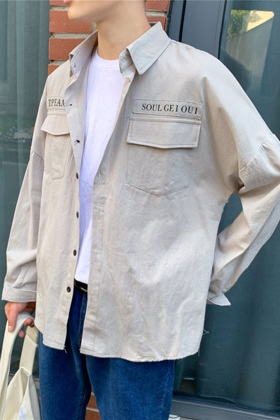 Lezser férfi ing széles modell hosszú ujjakkal és zsebekkel