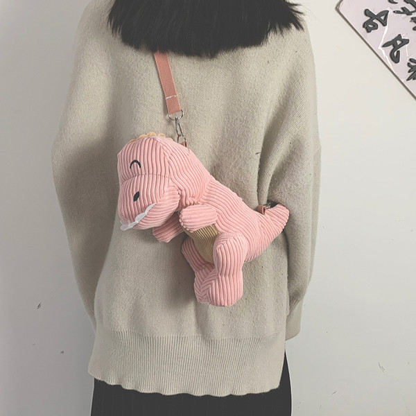 Dinoszaurusz formájú női táska új modellje