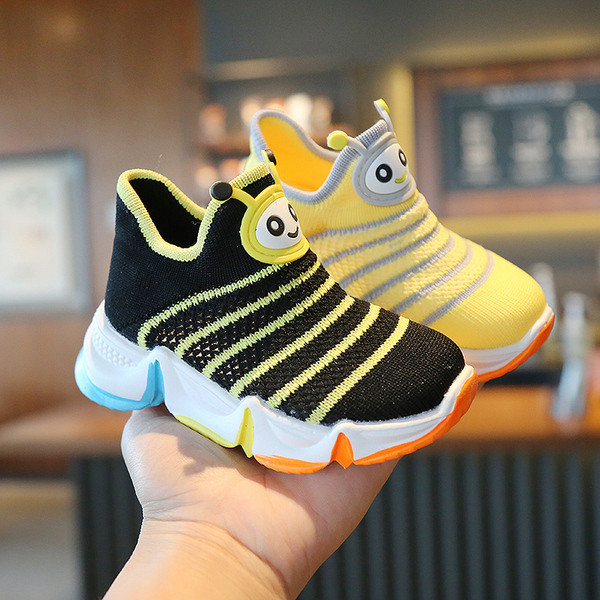 Alkalmi gyerek tornacipő 3D elemmel lányoknak