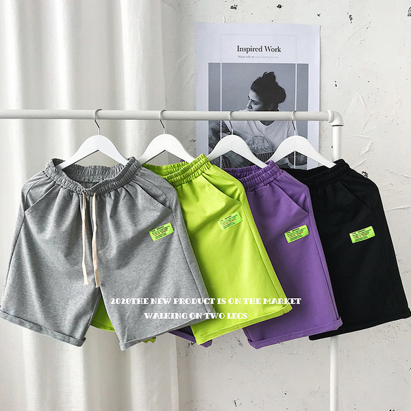 Sporta šorti ar elastīgu jostasvietu un izmēriem līdz 3XL